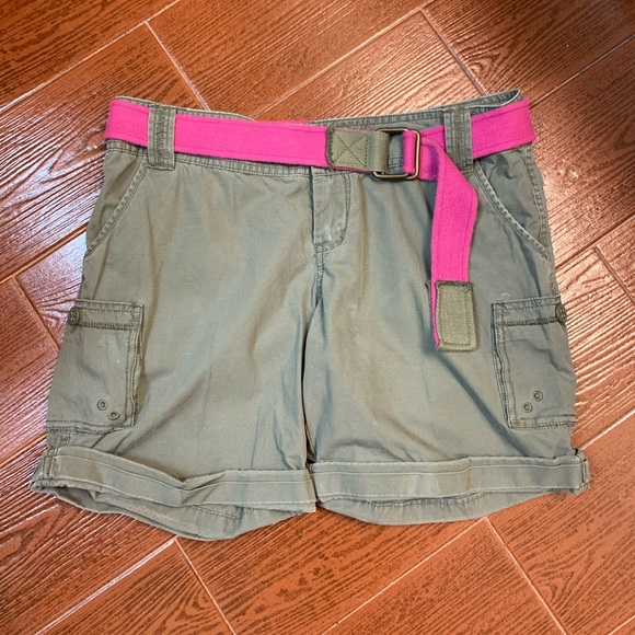 Mossimo Supply Co. Pants - Mossimo 100% cotton shorts